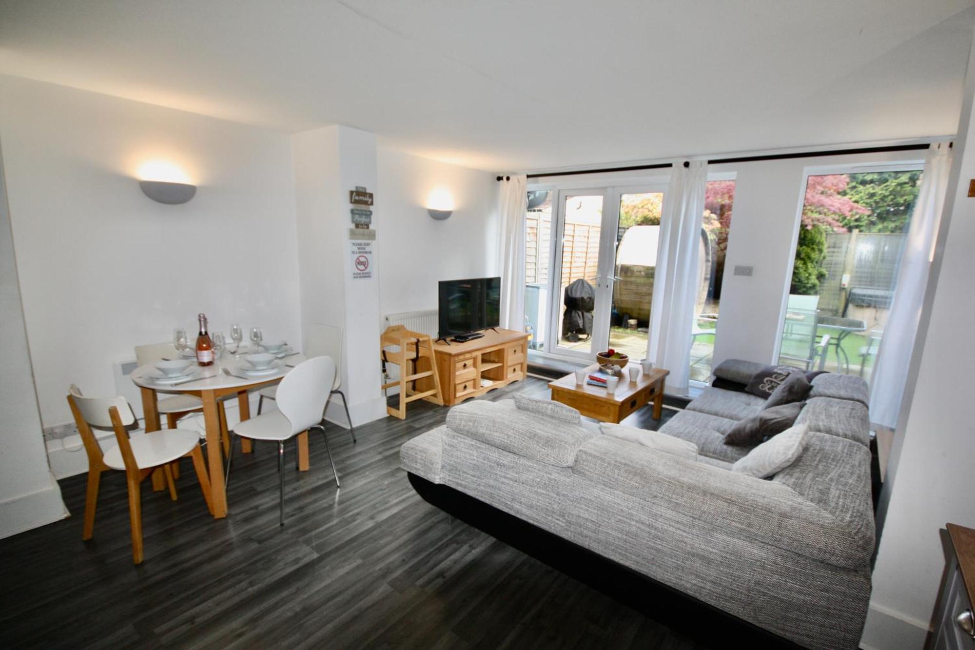 Bournemouth Hot Tub & Sauna Holiday Let 外观 照片