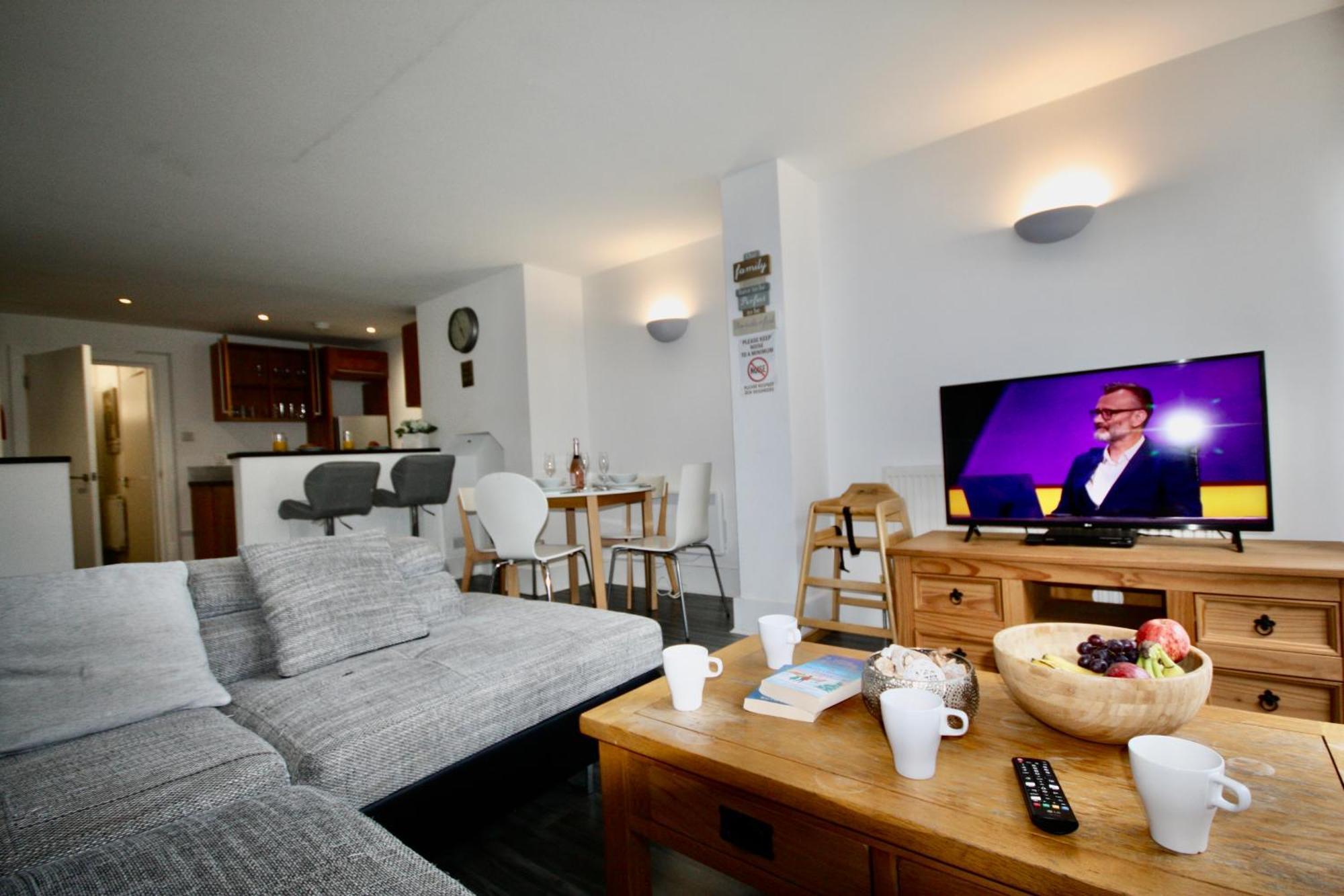 Bournemouth Hot Tub & Sauna Holiday Let 外观 照片
