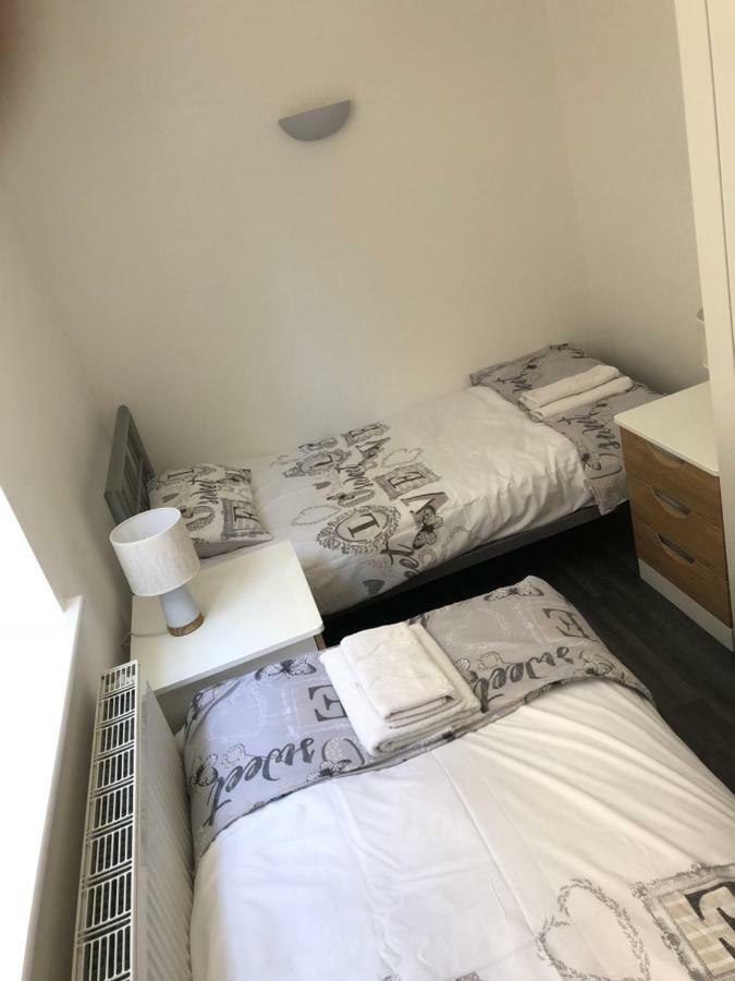Bournemouth Hot Tub & Sauna Holiday Let 外观 照片