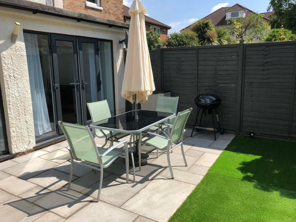 Bournemouth Hot Tub & Sauna Holiday Let 外观 照片